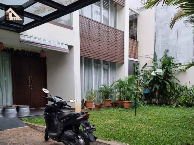 dijual rumah pondok indah kebayoran