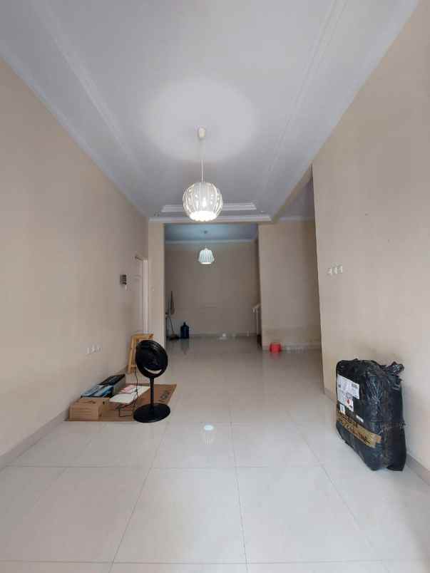 dijual rumah pondok kelapa jakarta timur