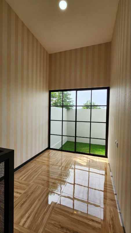 dijual rumah pondok nirwana