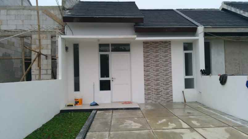 dijual rumah pondok petir