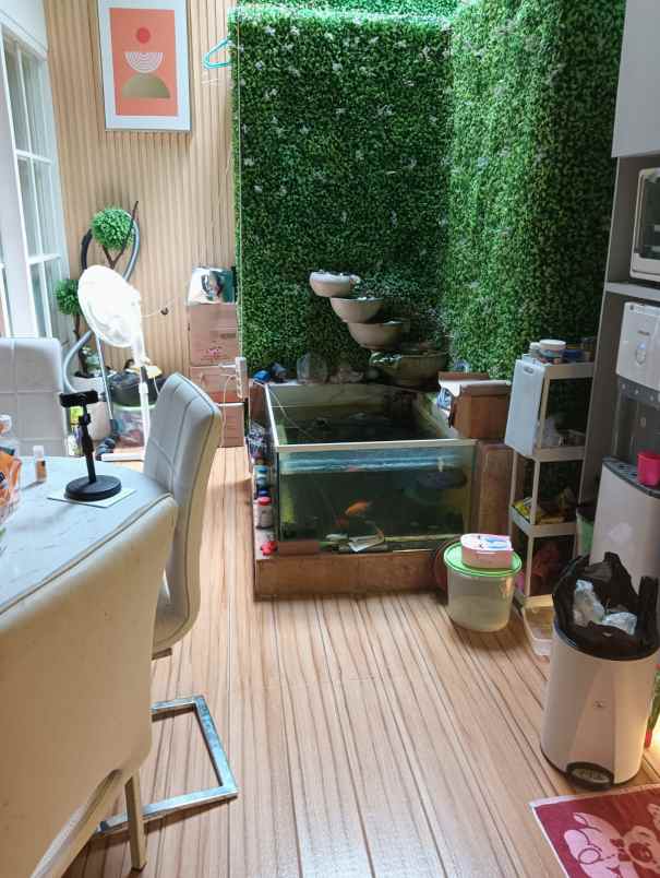 dijual rumah posisi hook lokasi perum landung sari