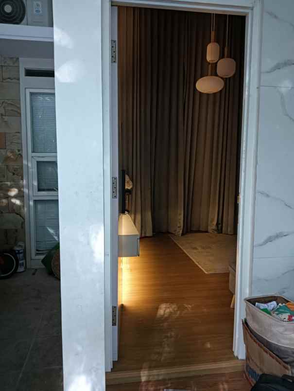 dijual rumah posisi hook lokasi perum landung sari