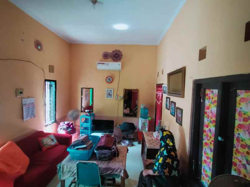 dijual rumah potorono