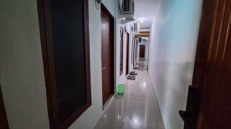 dijual rumah praja dalam kebayoran lama