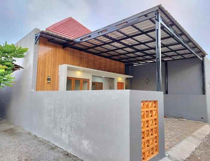 dijual rumah pucangan kidul