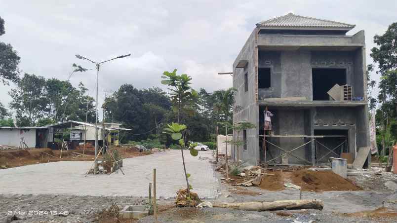 dijual rumah pudak payung