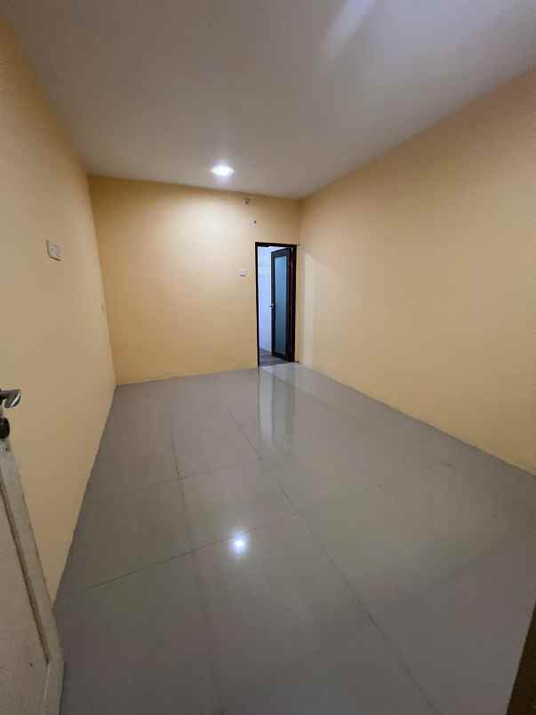 dijual rumah puri casablanca