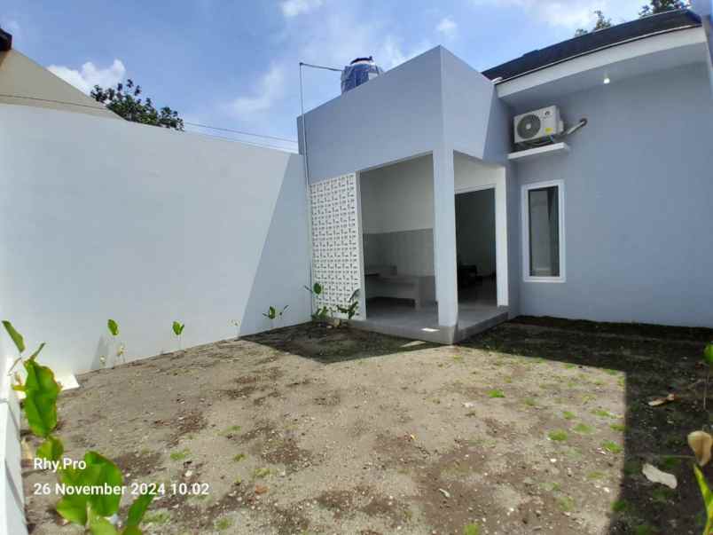 dijual rumah purwomartani kalasan