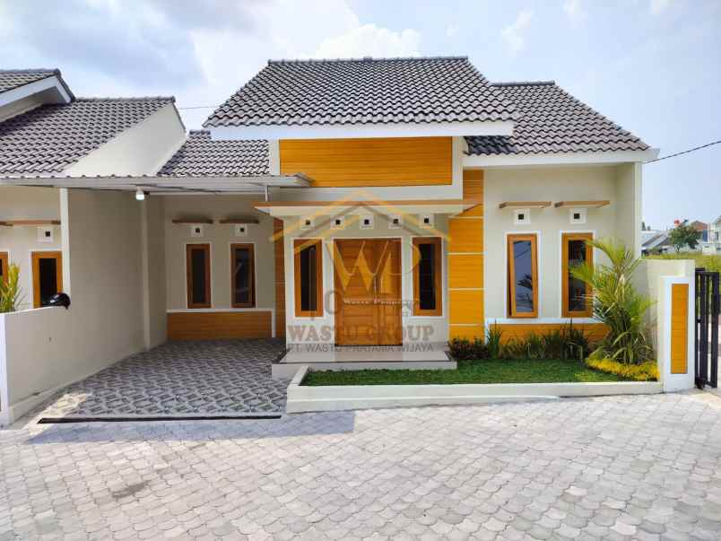 dijual rumah purwomartani kalasan sleman