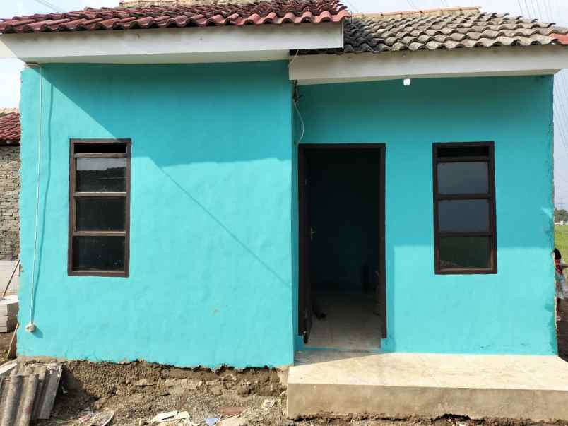 dijual rumah rancatungku