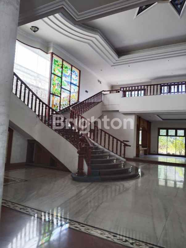 dijual rumah raya kertajaya