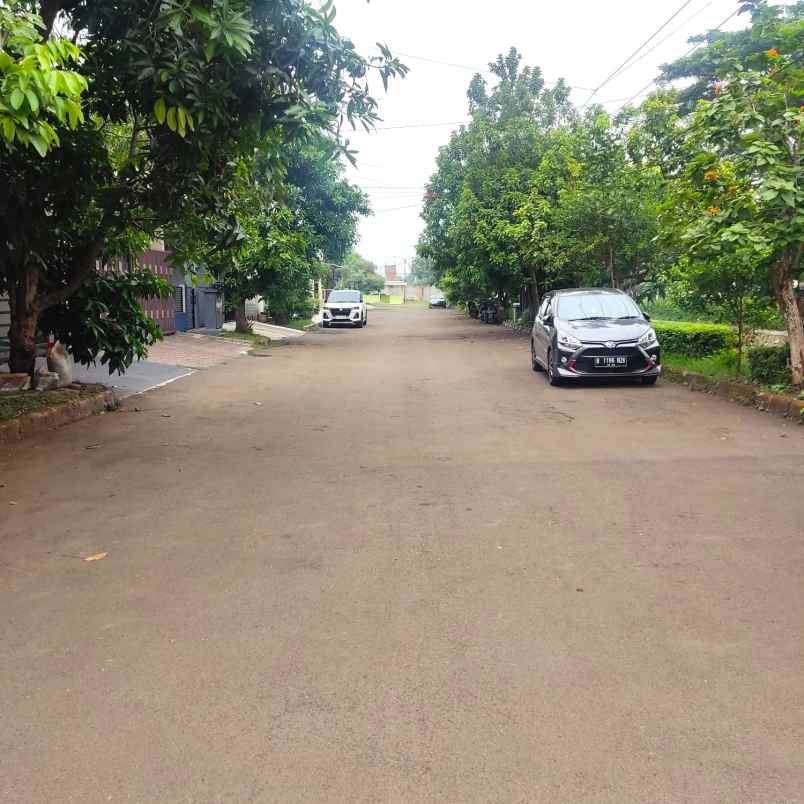 dijual rumah regency melati mas