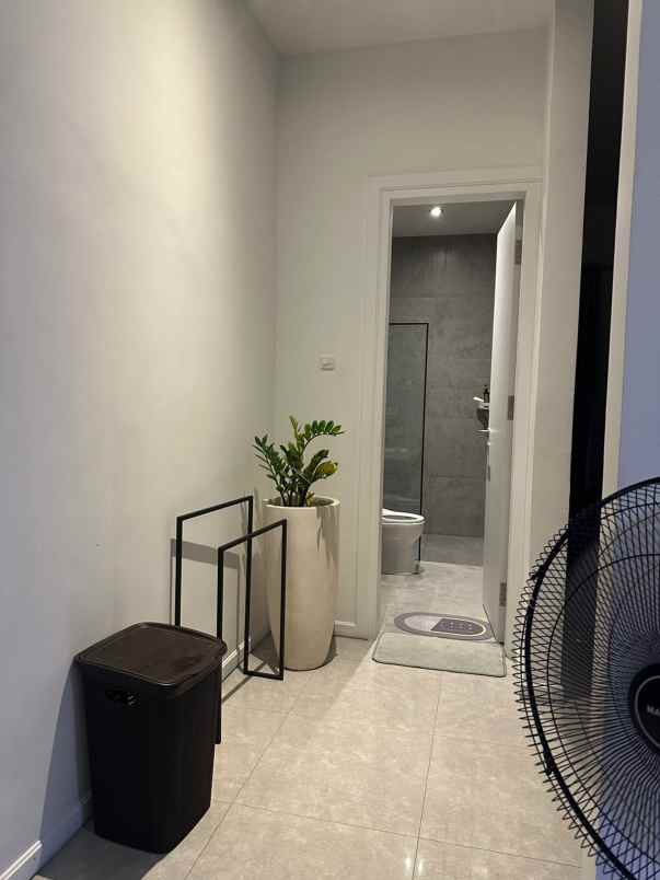 dijual rumah royal residence surabaya