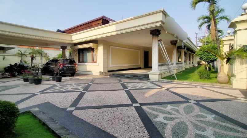 dijual rumah rumah siap huni dan