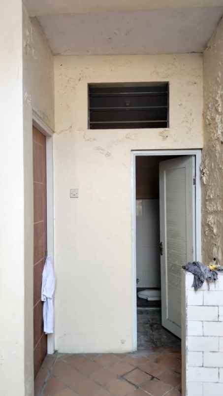 dijual rumah rungkut asri timur