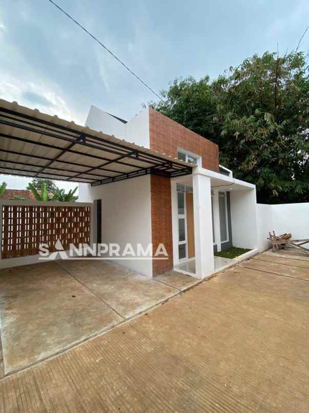 dijual rumah sasak panjang