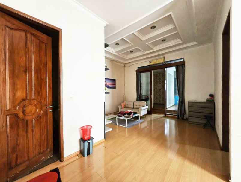 dijual rumah sayap asia afrika