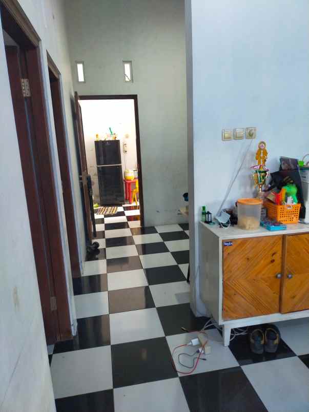 dijual rumah selatan kampus upy pgri jogja