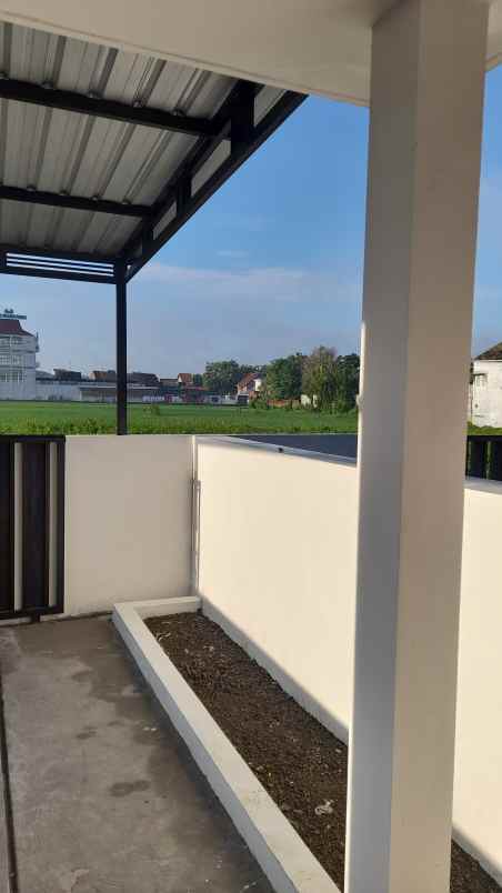 dijual rumah sengon jombang kota