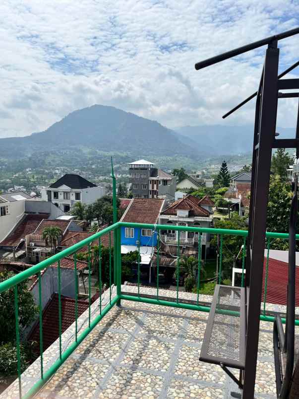 dijual rumah sentul city