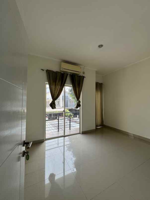 dijual rumah serpong garden 2 cisauk tangerang