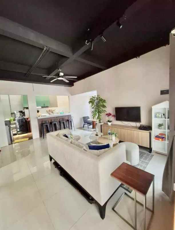 dijual rumah seruni hill