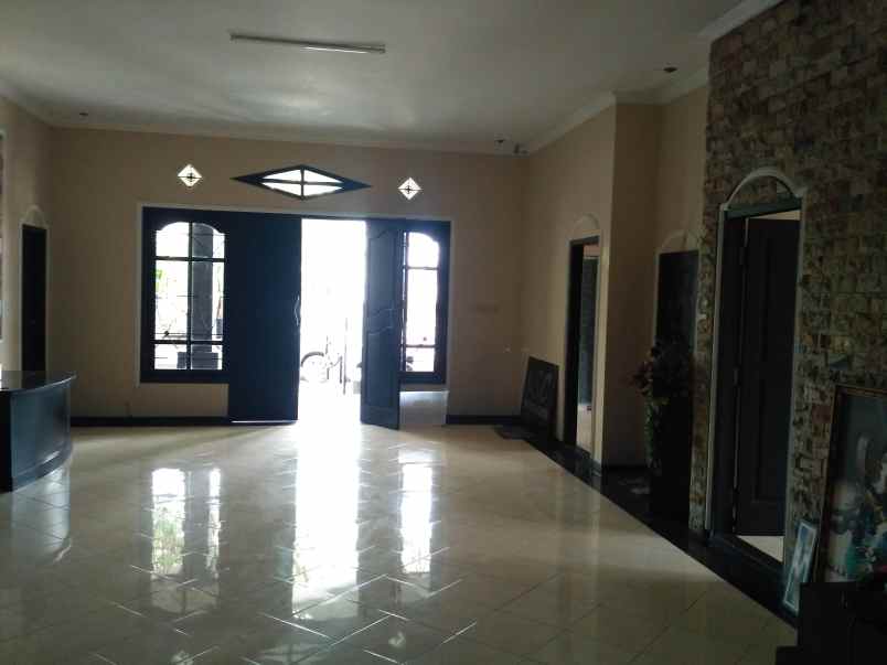 dijual rumah siap huni di perumahan mojopahit jember