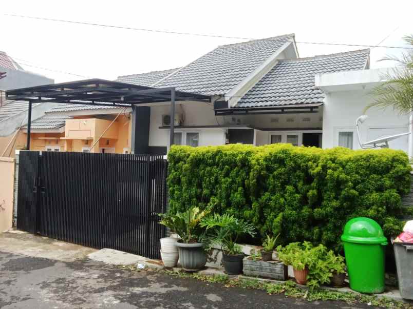 dijual rumah siap huni sariwangi dekat polban