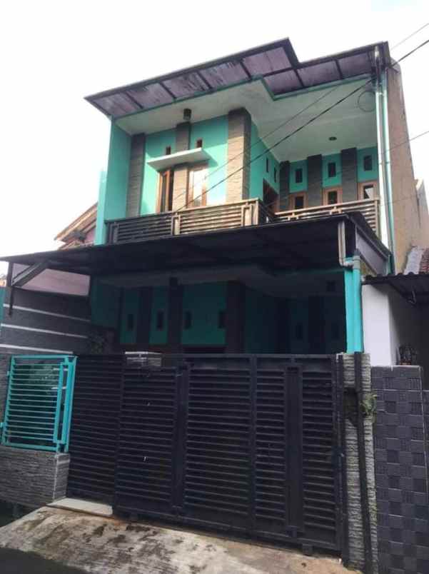 dijual rumah somawinata