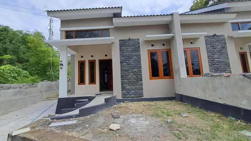 dijual rumah sorobayan argomulyo sedayu