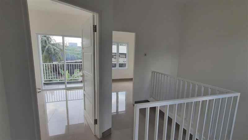 dijual rumah sukatani