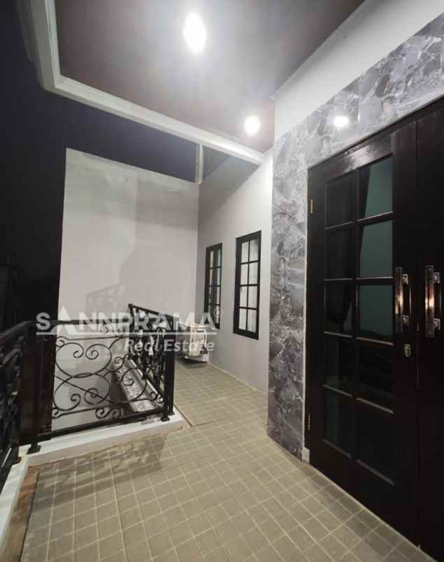 dijual rumah sukatani