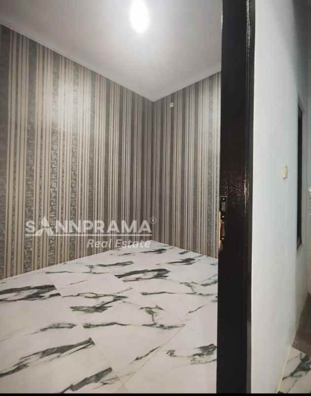 dijual rumah sukatani