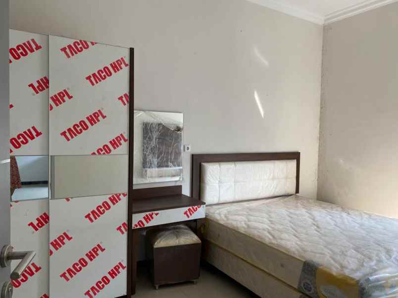 dijual rumah sukolilo dian regency 2