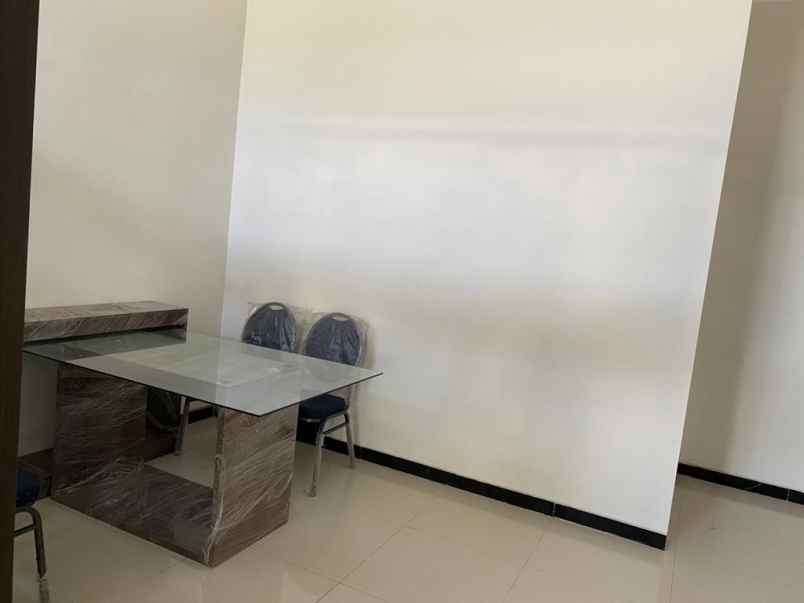 dijual rumah sukolilo dian regency 2