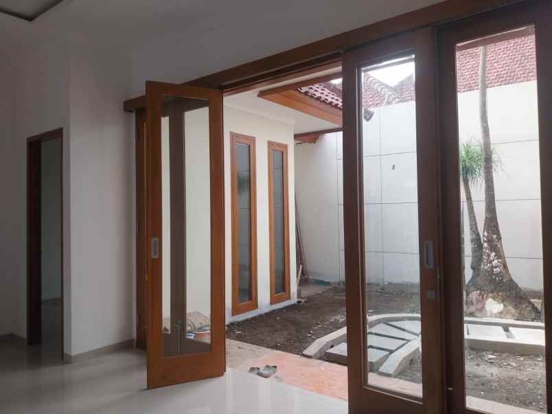 dijual rumah sulfat
