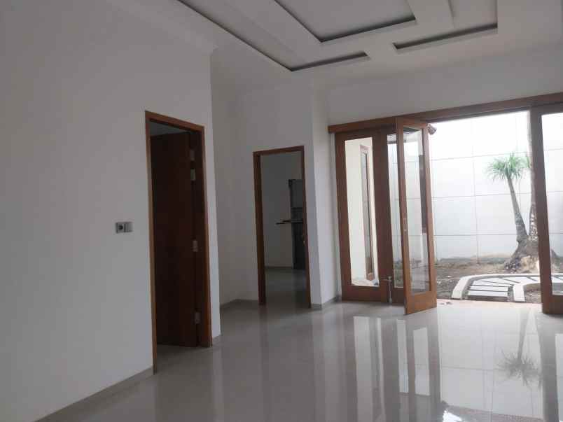 dijual rumah sulfat