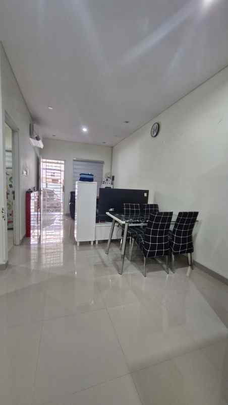 dijual rumah sunter hijau