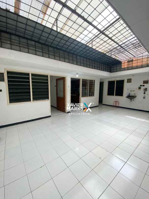 dijual rumah super miring di lebak kenjeran dekat merr