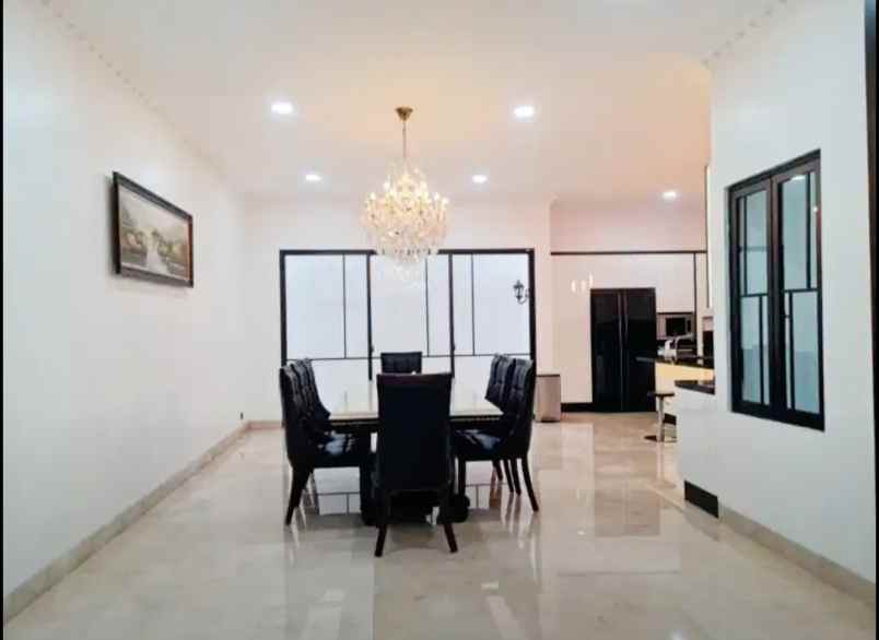 dijual rumah sutera alba alam sutera