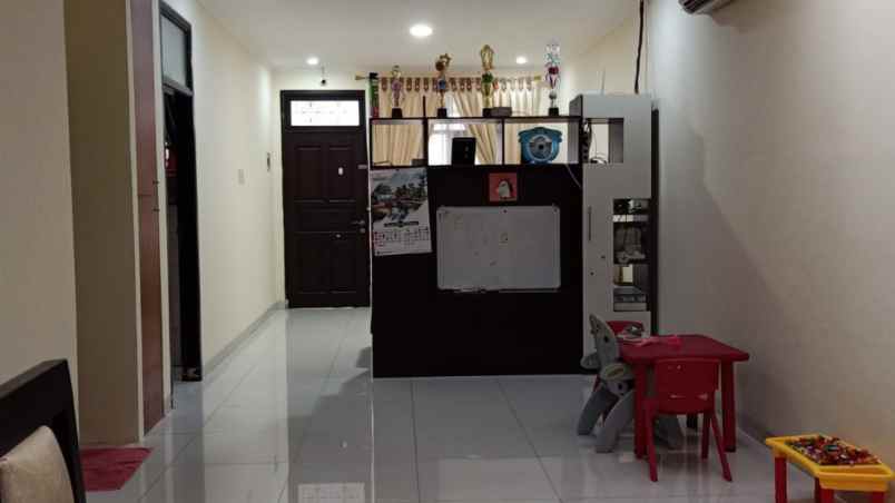 dijual rumah taman modern cakung