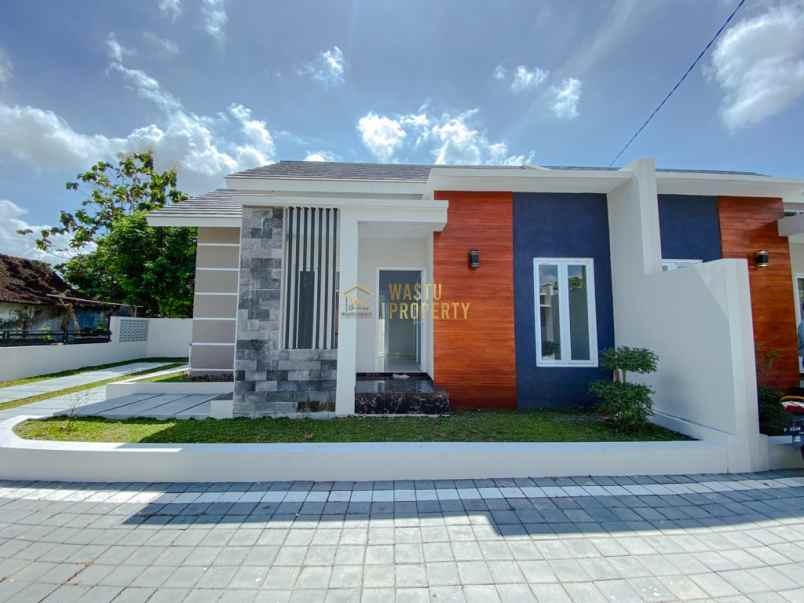 dijual rumah tamanmartani kec kalasan