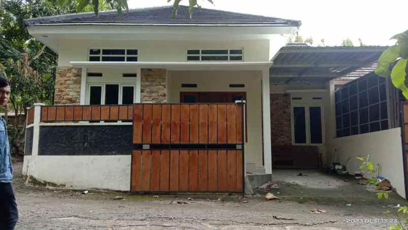 dijual rumah tamantirto kasihan bantul