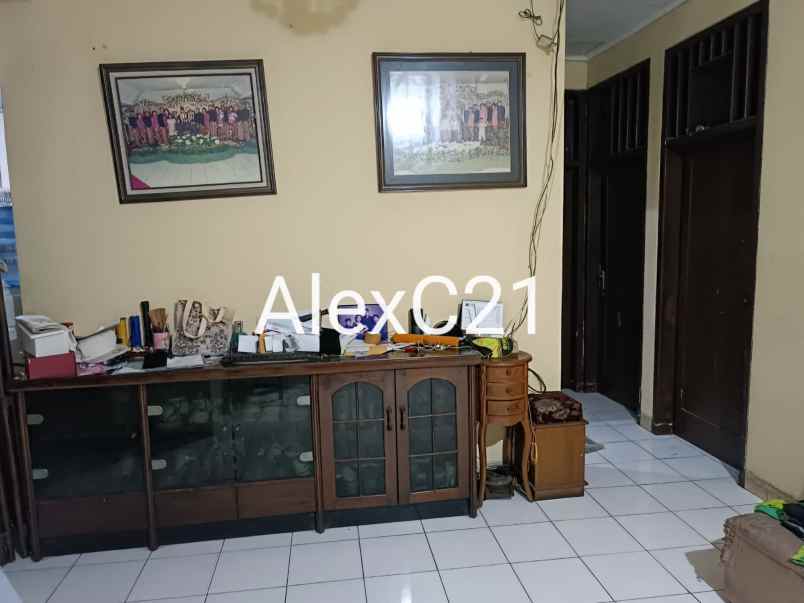 dijual rumah tanah abang