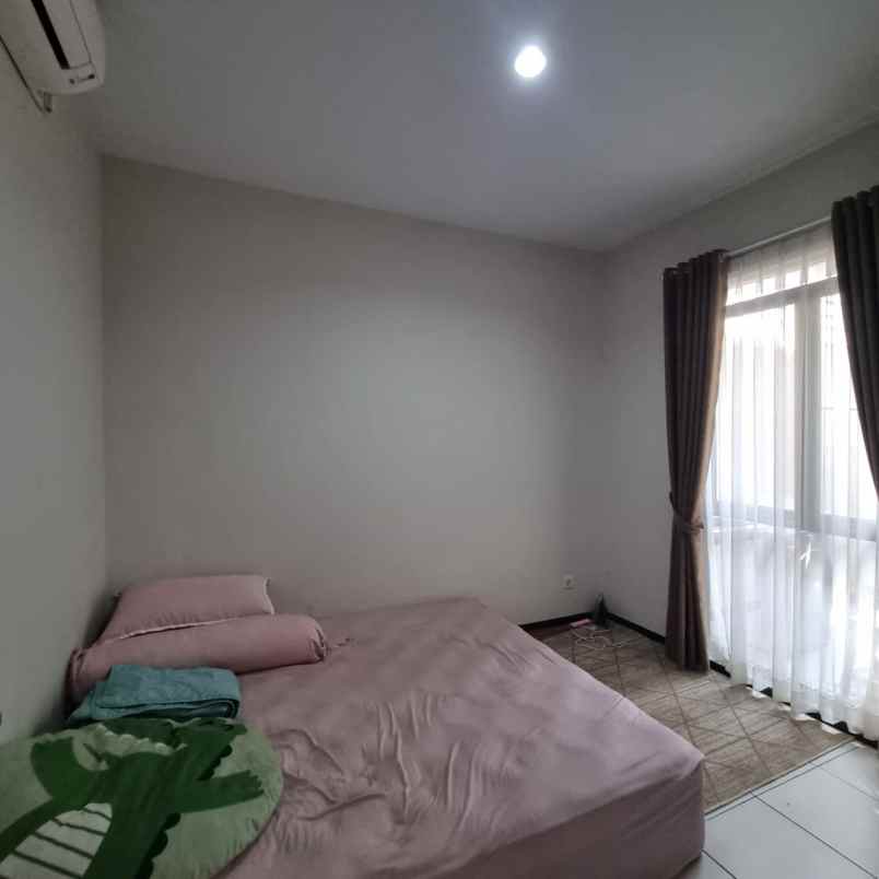 dijual rumah tatar simakirana