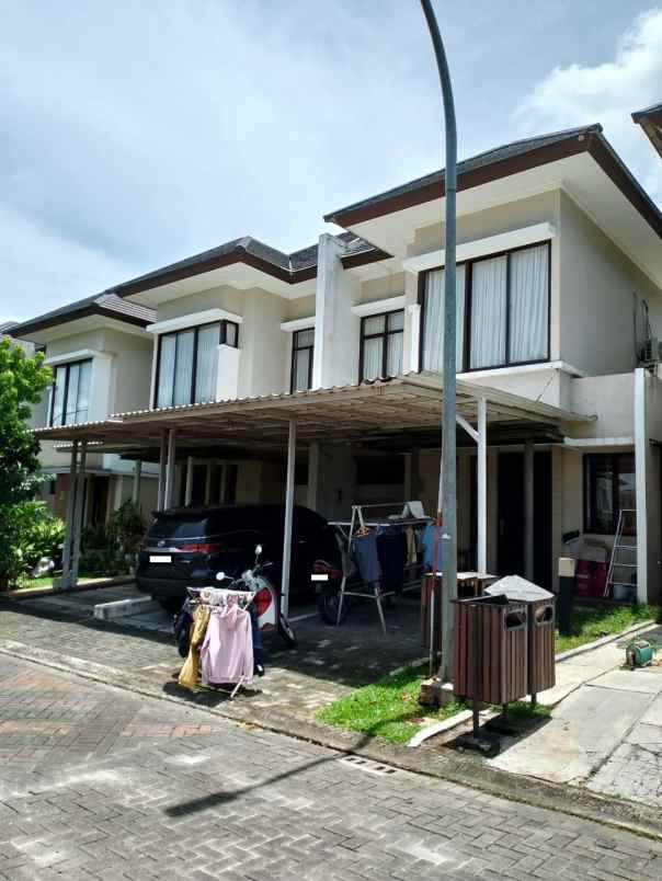 dijual rumah the eminent bsd cluster