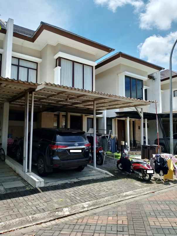 dijual rumah the eminent bsd cluster