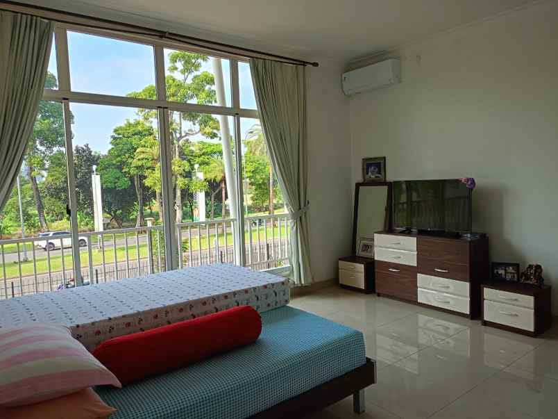 dijual rumah the spring gading serpong