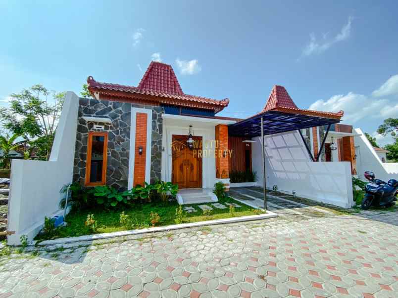 dijual rumah tlogo