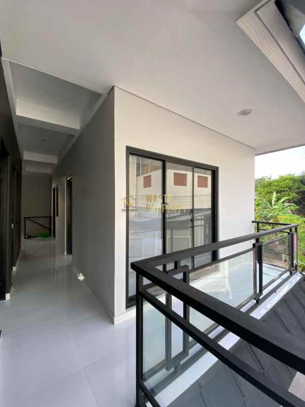 dijual rumah umbulmartani ngemplak